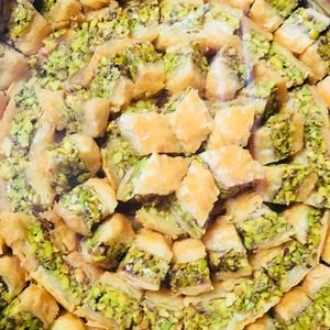 Meet your Posher, Amara